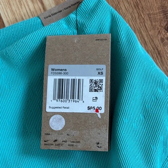 Nike Standard Fit Aqua Skirt with Logo - Picture 4 of 6